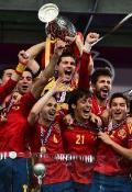 Del Bosque: «Dedico il titolo a tutto il calcio spagnolo»