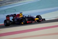 Formula 1: Primo giorno di test in Bahrain: Red Bull per Vettel 14 giri. Ancora problemi per la RB10